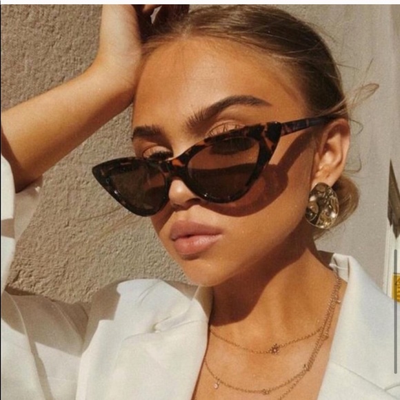 Tortoise Cat Eye  Fashion Sunglasses main image 3